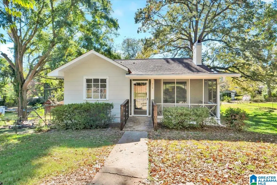 915 8TH AVENUE, Midfield, AL 35228 - #3