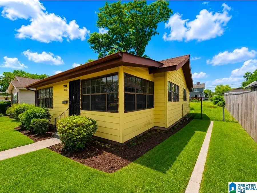 2704 AVENUE J, Birmingham, AL 35218 - #2