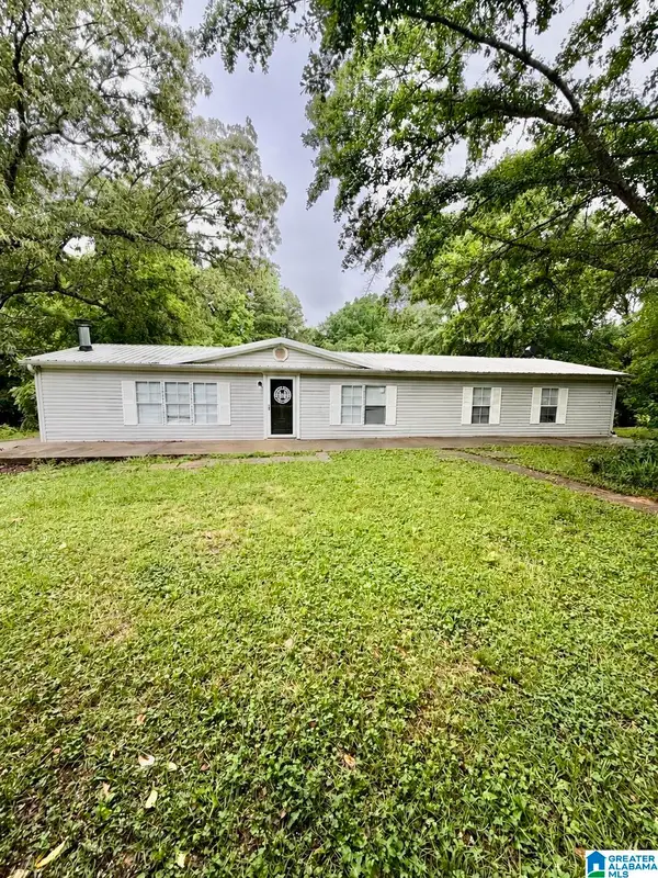 995 ANNIE LEE ROAD, Trussville, AL 35173