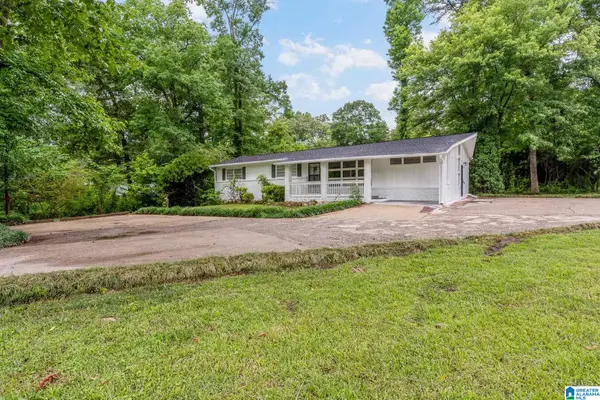 852 GADSDEN HIGHWAY, Irondale, AL 35235