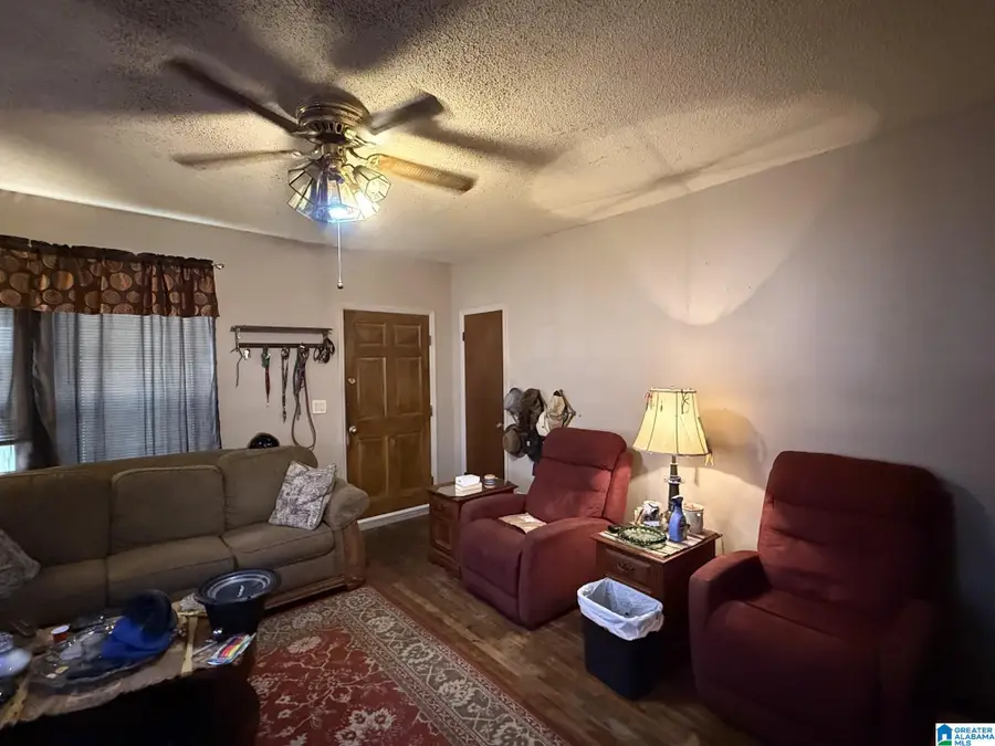 1608 27TH AVENUE N, Hueytown, AL 35023 - #2