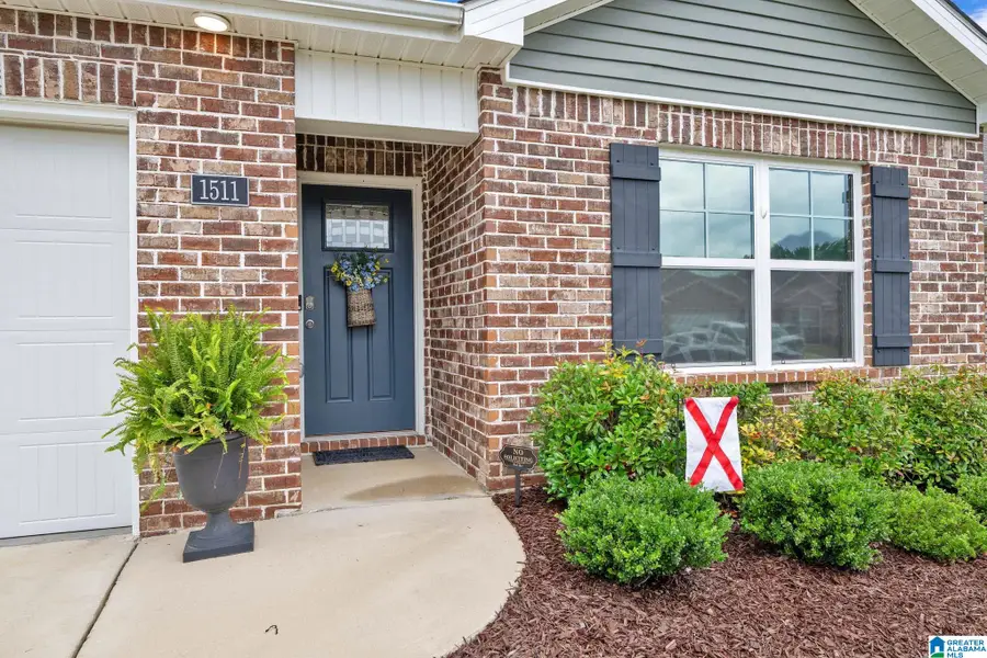 1511 HERITAGE CIRCLE SE, Cullman, AL 35055 - #3