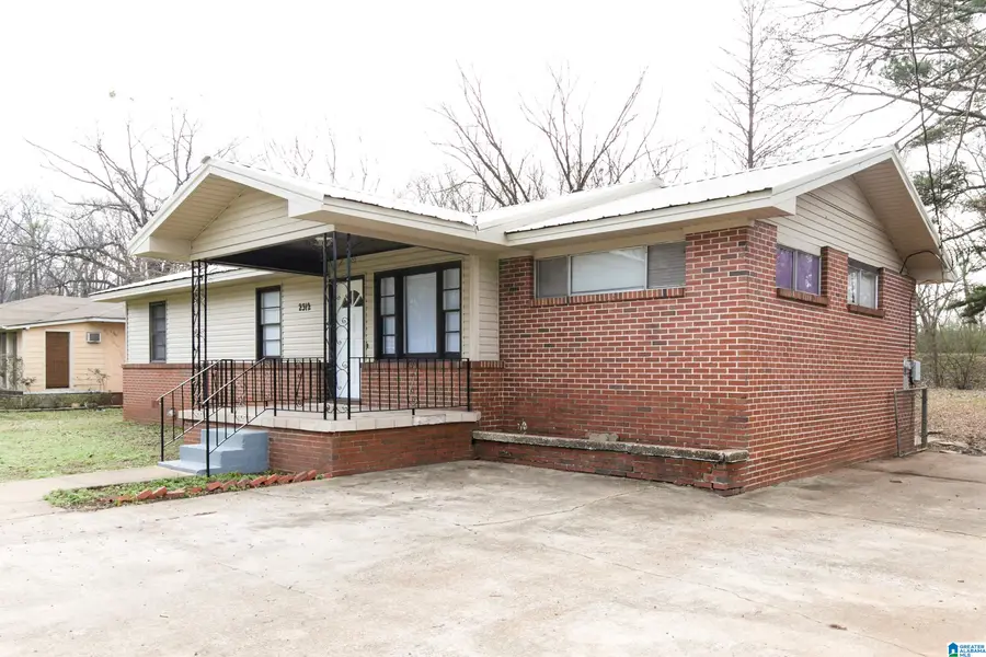 2312 CIRCLE DRIVE, Hueytown, AL 35023 - #2