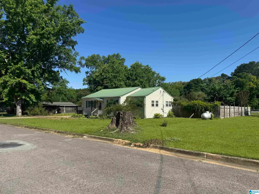 404 PRINCETON AVENUE, Gadsden, AL 35901 - #3