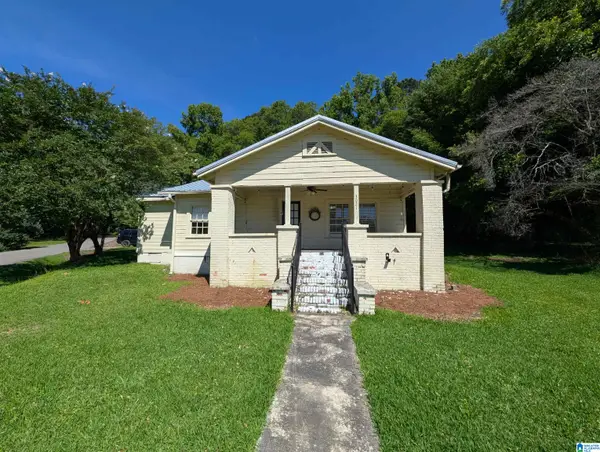 3021 9TH AVENUE N, Pell city, AL 35125