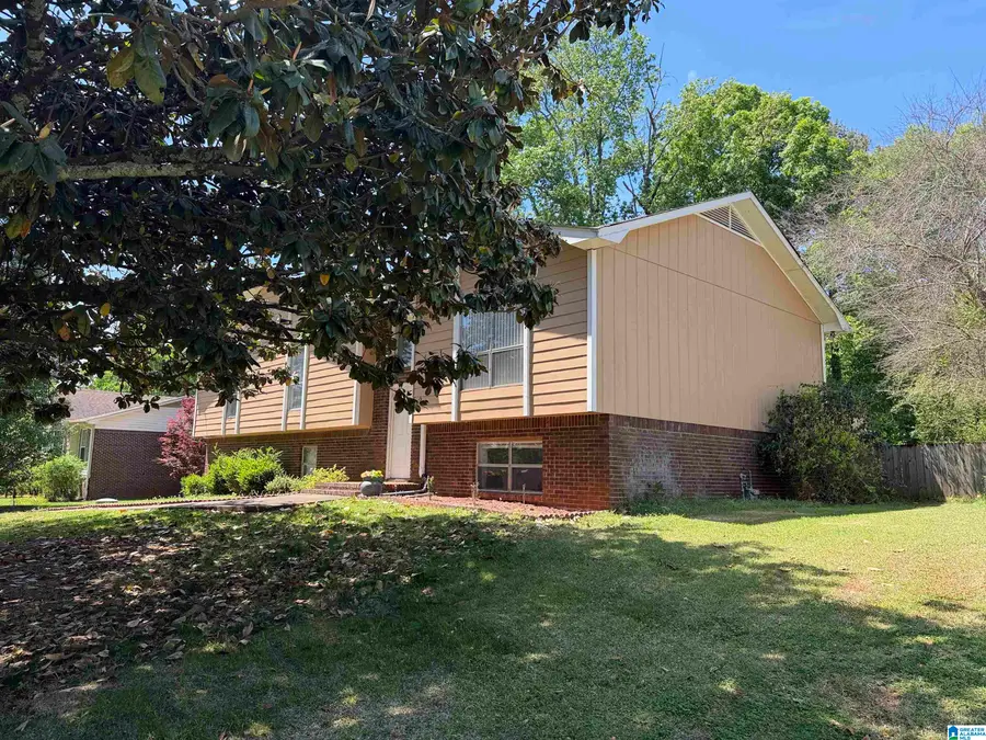 112 PINEBLUFF TRAIL, Trussville, AL 35173 - #2
