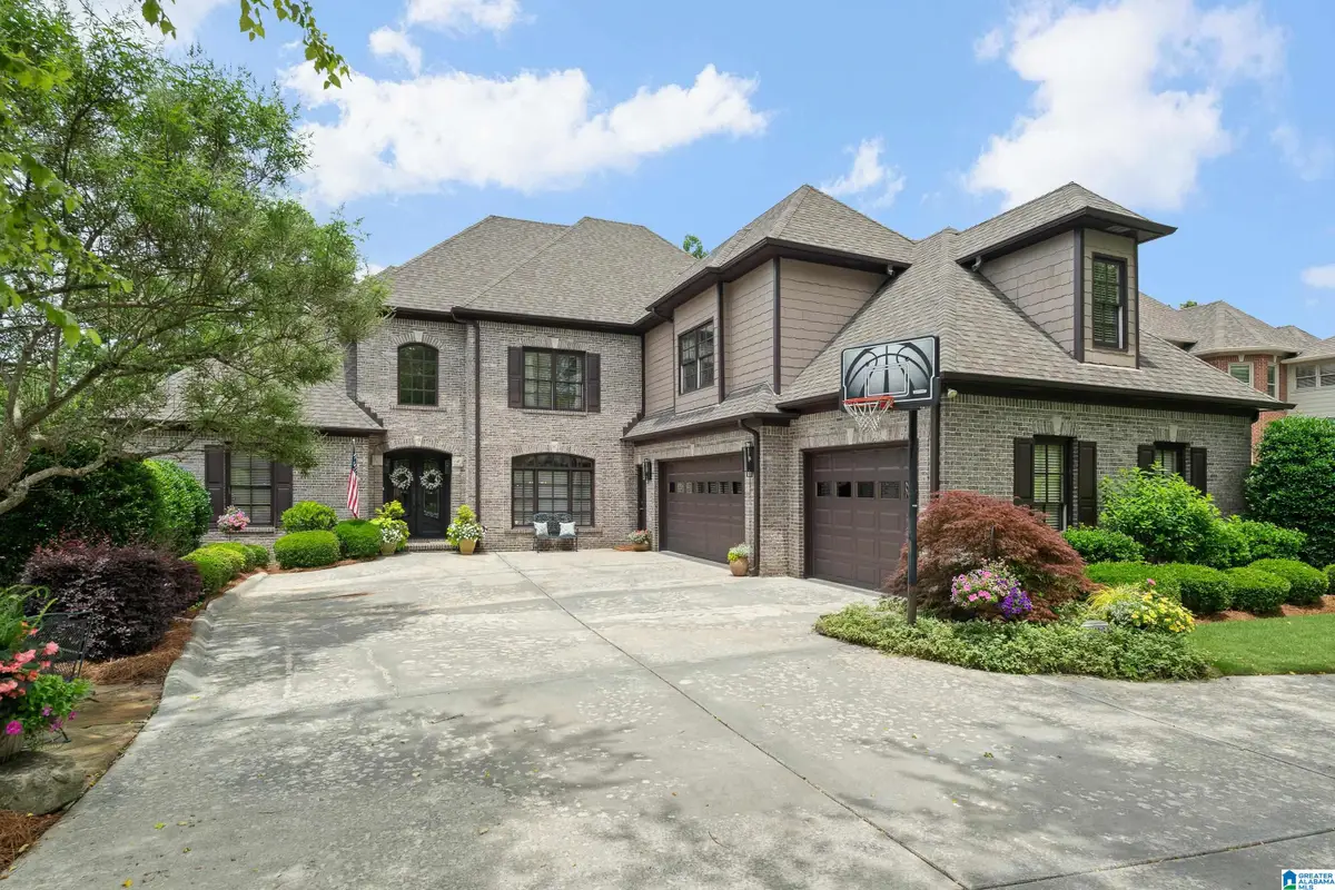 555 HIGHLAND PARK CIRCLE, Birmingham, AL 35242 - #1