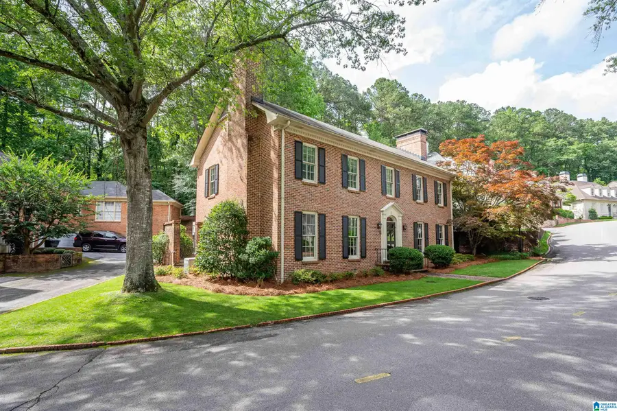 3 CROSS CREEK DRIVE, Mountain Brook, AL 35213 - #2