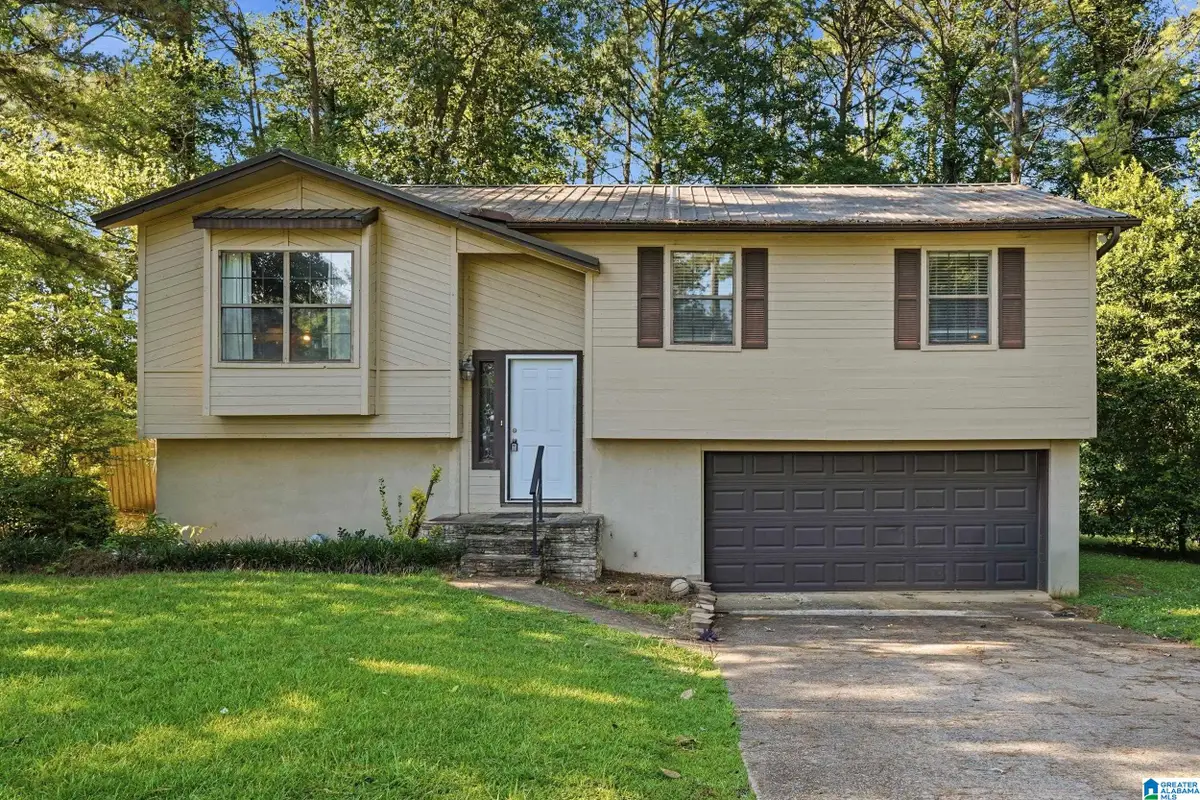 211 RINE DRIVE, Rainbow City, AL 35906 - #1