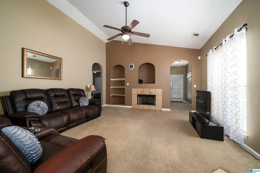 4788 LONGMEADOW DRIVE, Bessemer, AL 35022 - #2