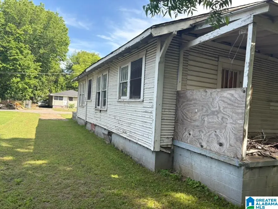 2320 12TH COURT N, Bessemer, AL 35020 - #2