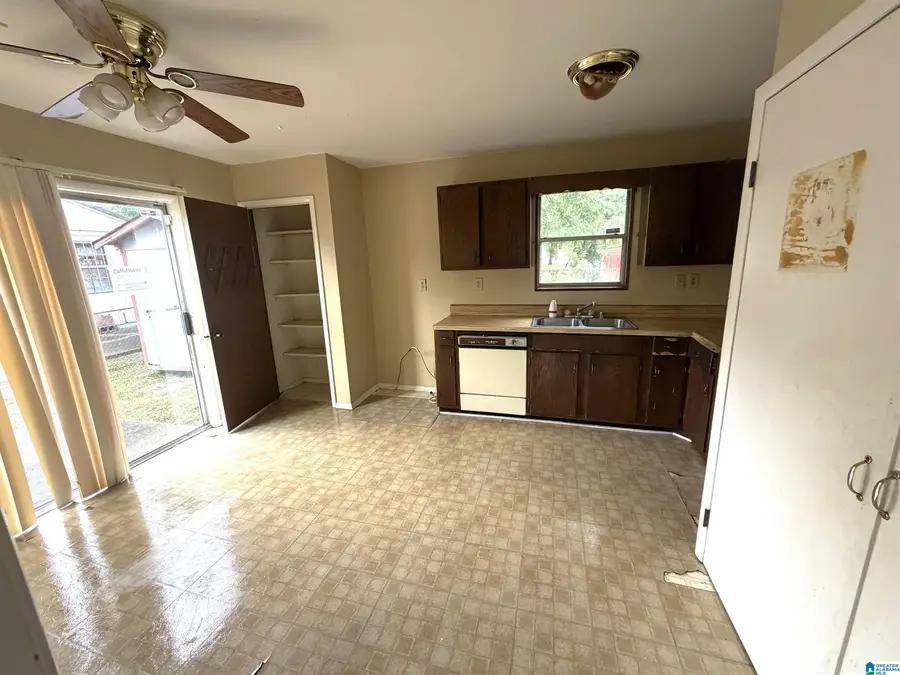 1312 LONGBROOK DRIVE, Bessemer, AL 35020 - #3