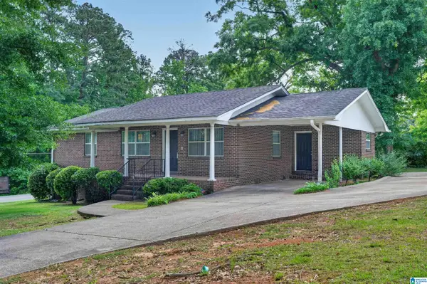 700 TWIN RIDGE DRIVE, Bessemer, AL 35020