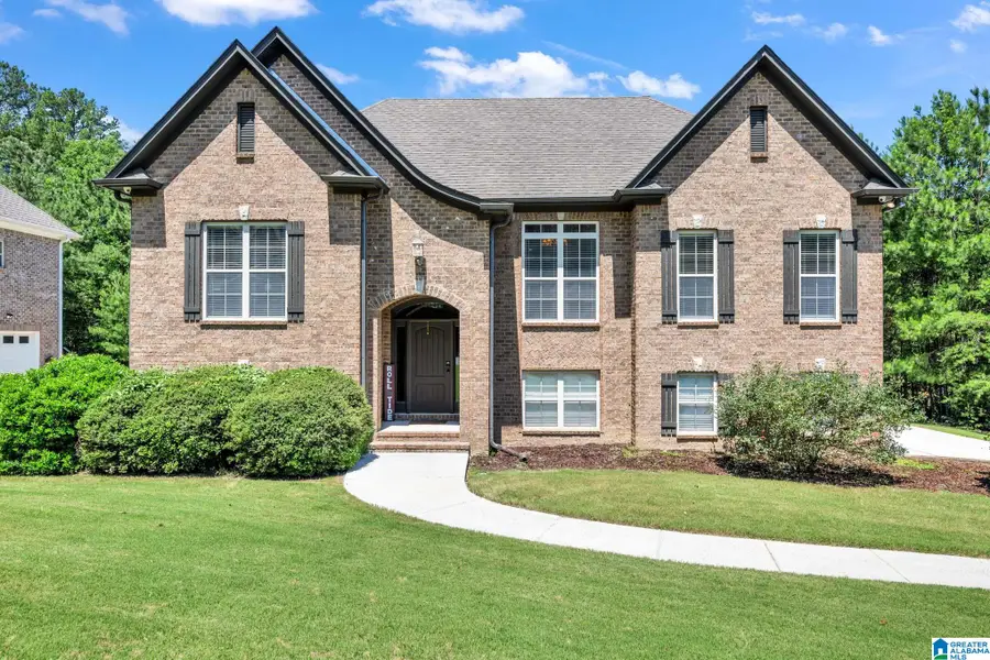 3250 CHAPEL HILLS PARKWAY, Fultondale, AL 35068 - #2