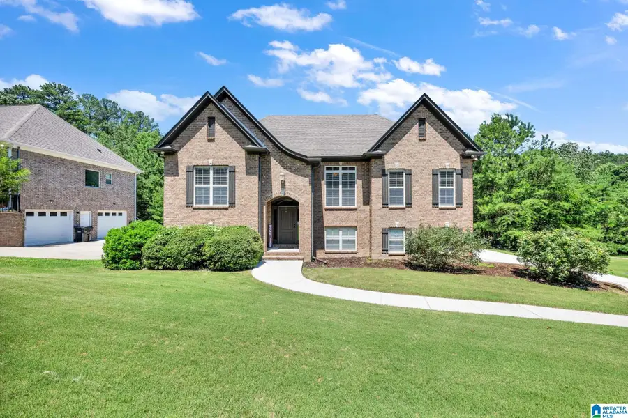 3250 CHAPEL HILLS PARKWAY, Fultondale, AL 35068 - #3