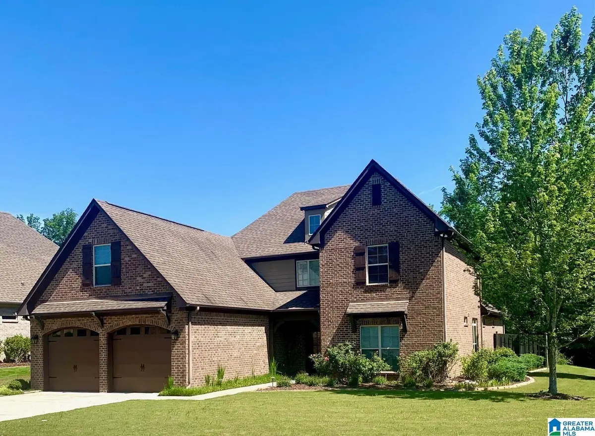 352 STRATHAVEN CIRCLE, Pelham, AL 35124 - #1