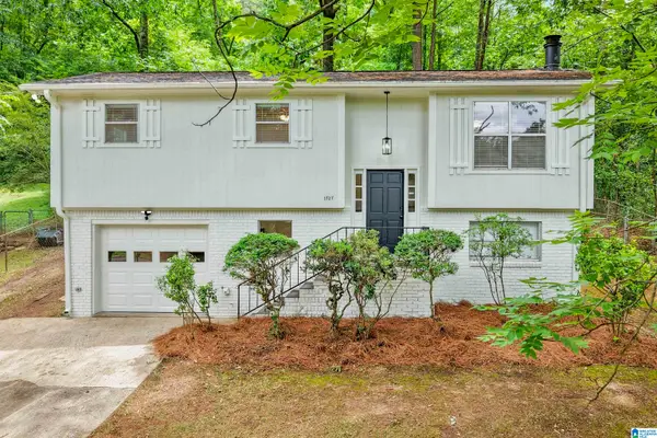 1727 OLD COLUMBIANA ROAD, Homewood, AL 35216