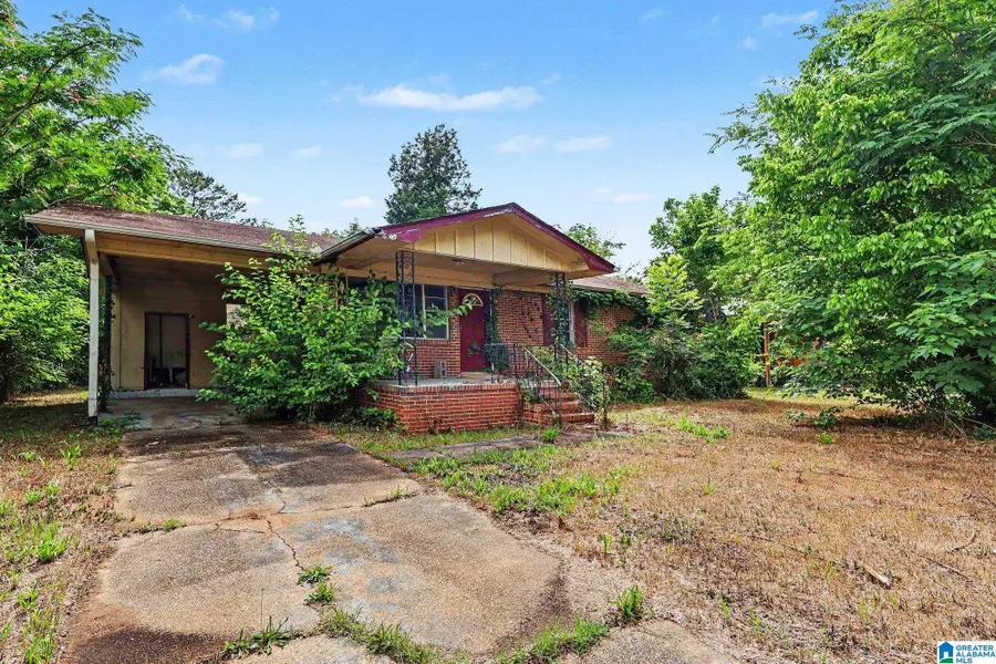 2204 SHORT 14TH STREET N, Bessemer, AL 35020 - #3