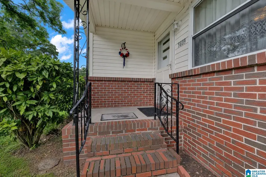 3609 RED OAK DRIVE, Adamsville, AL 35005 - #2