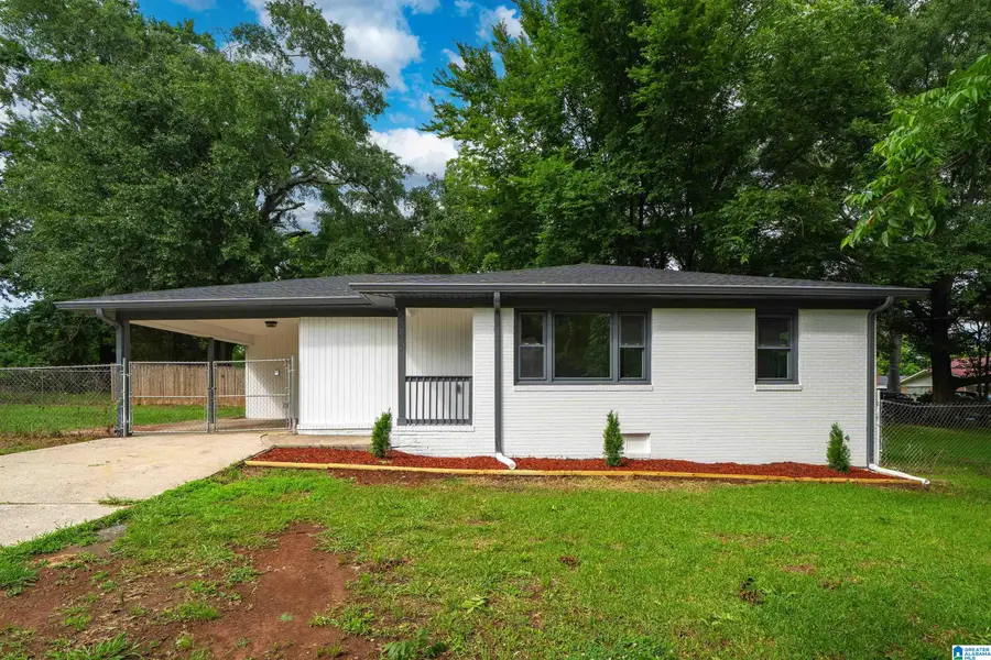 2805 20TH STREET N, Hueytown, AL 35023 - #2
