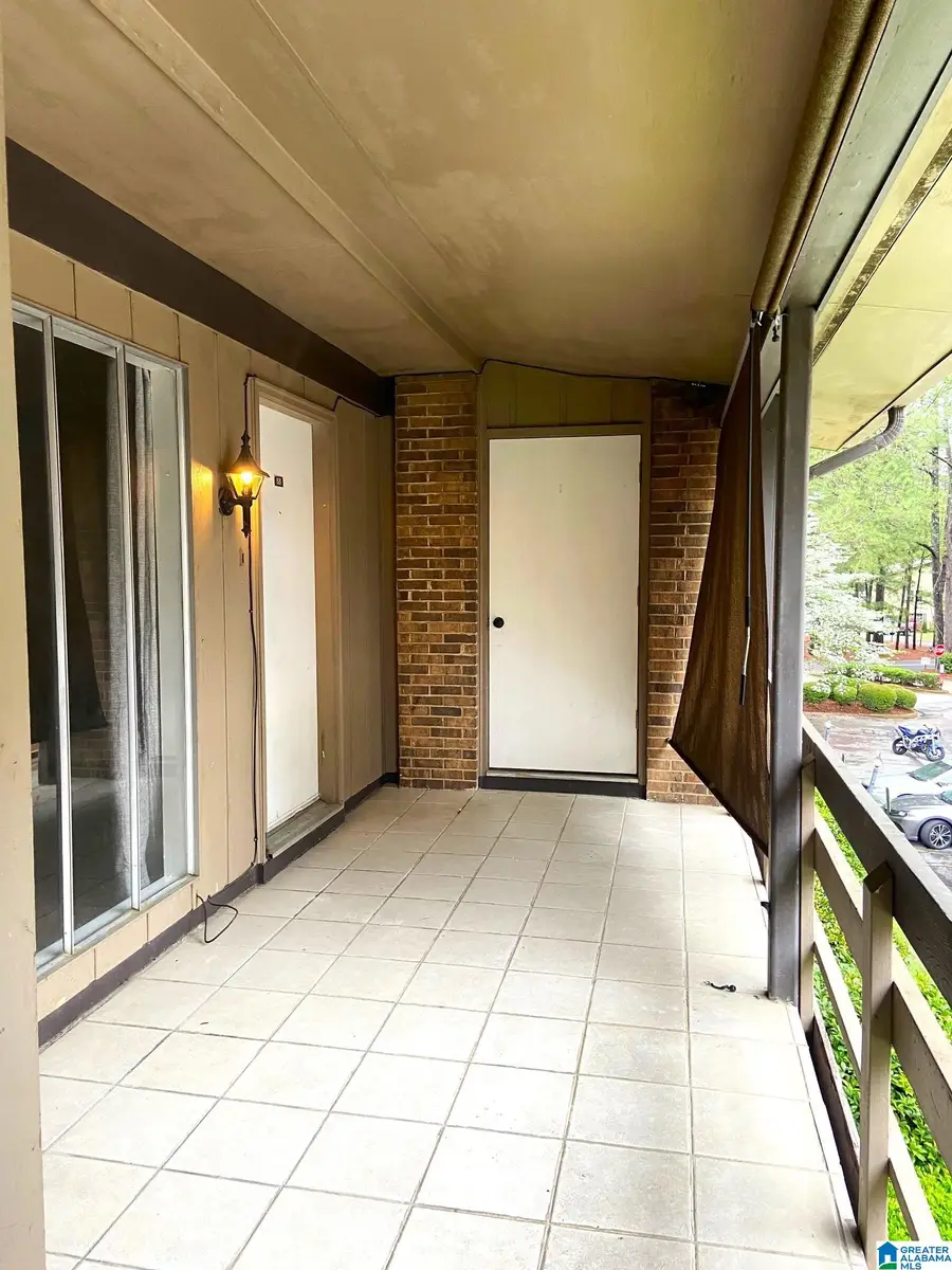 2812 GEORGETOWN DRIVE, Hoover, AL 35216 - #2