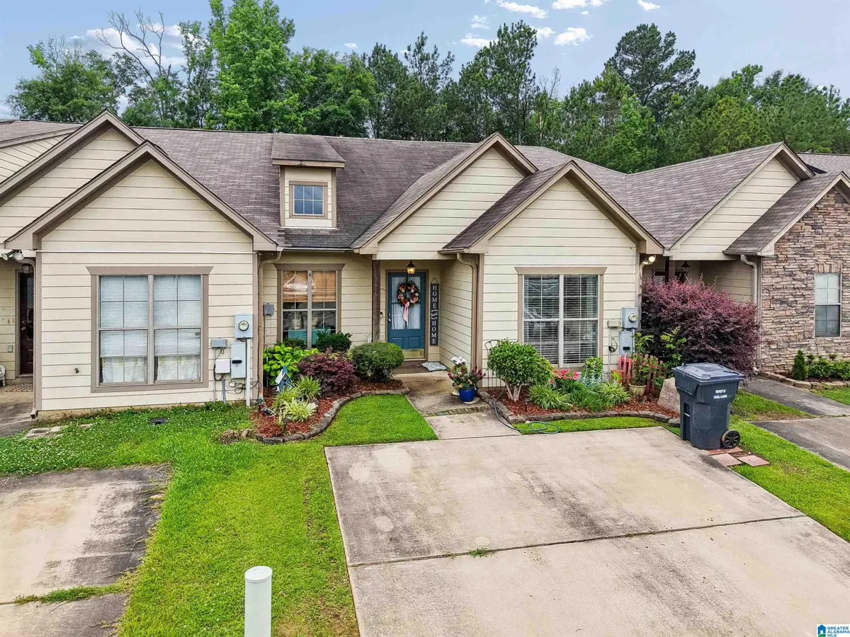 131 WINNERS CIRCLE, Calera, AL 35040 - #1