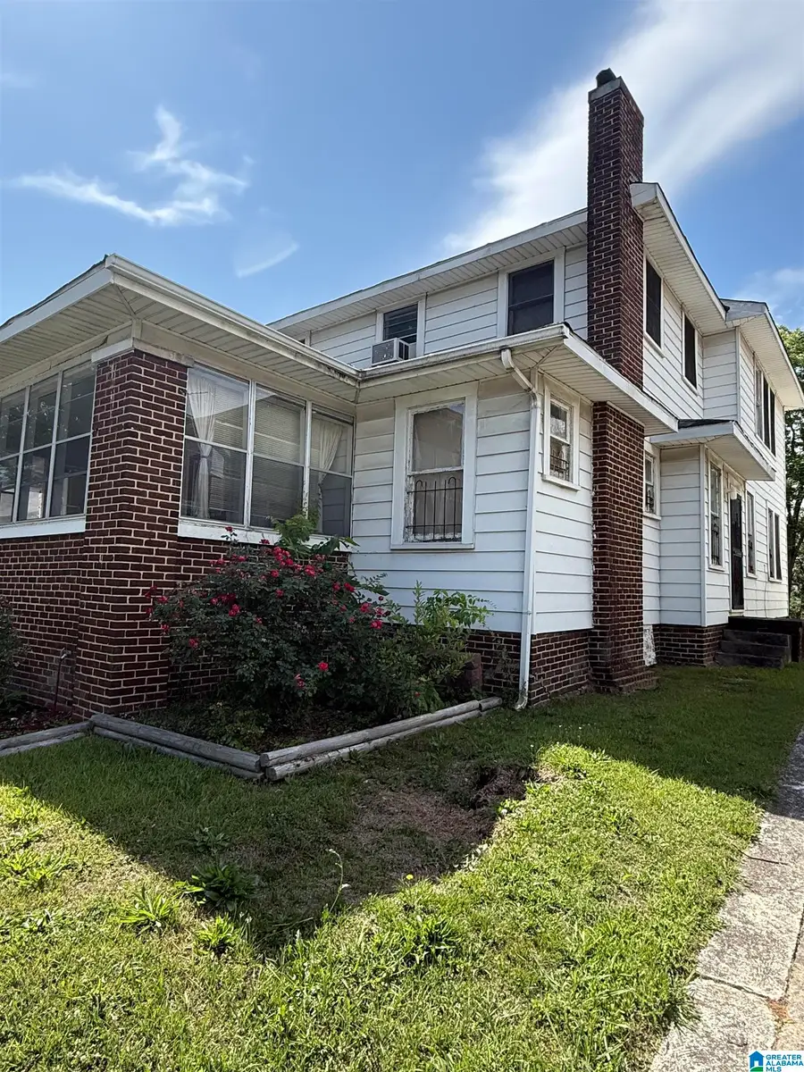 2831 20TH STREET ENSLEY, Birmingham, AL 35208 - #3