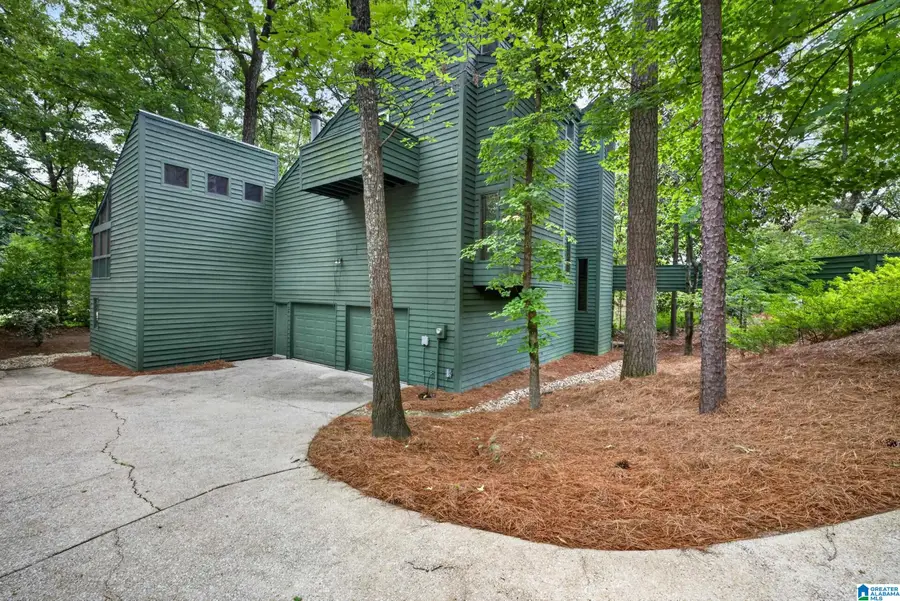 2905 KIRKCALDY LANE, Birmingham, AL 35242 - #2