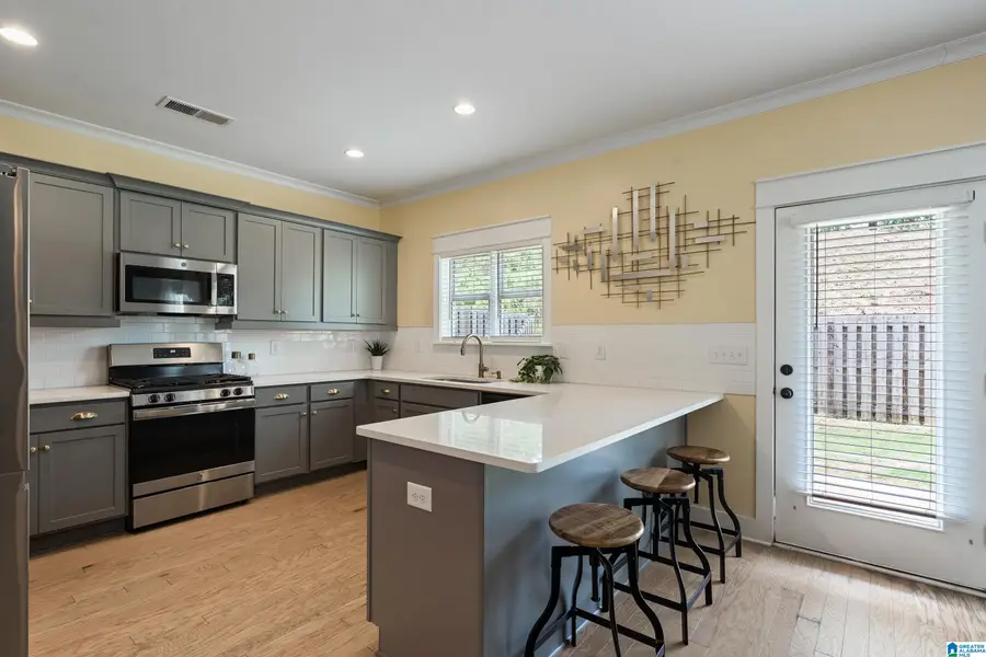 102 GROVE DRIVE, Birmingham, AL 35211 - #3