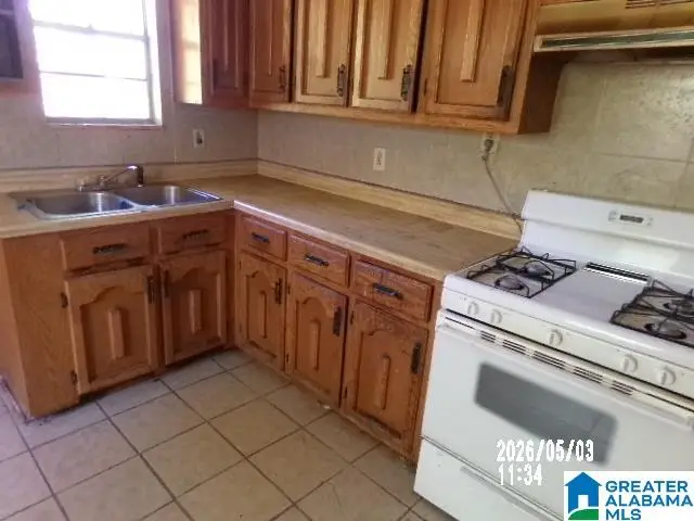 508 9TH STREET, Midfield, AL 35228 - #3