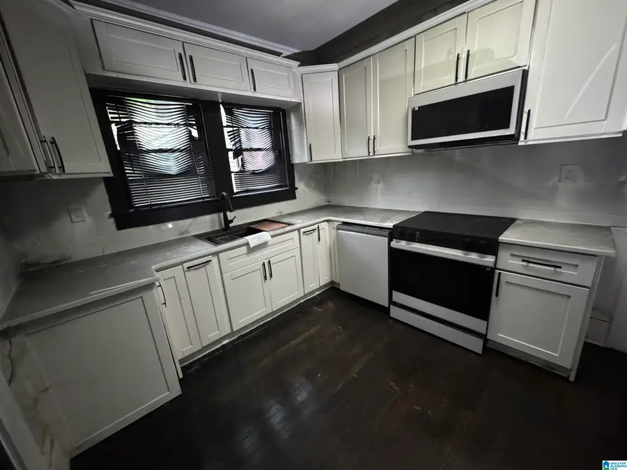 2816 20TH STREET W, Birmingham, AL 35208 - #3