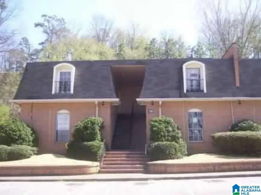 186 OLD MONTGOMERY HIGHWAY, Homewood, AL 35216 - #1