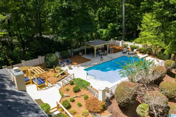 610 RIVERCHASE PARKWAY W, Hoover, AL 35244
