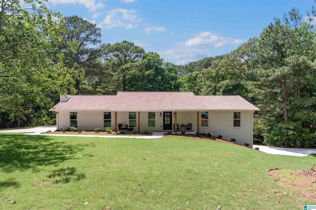 827 8TH CIRCLE N, Pell City, AL 35125 - #1