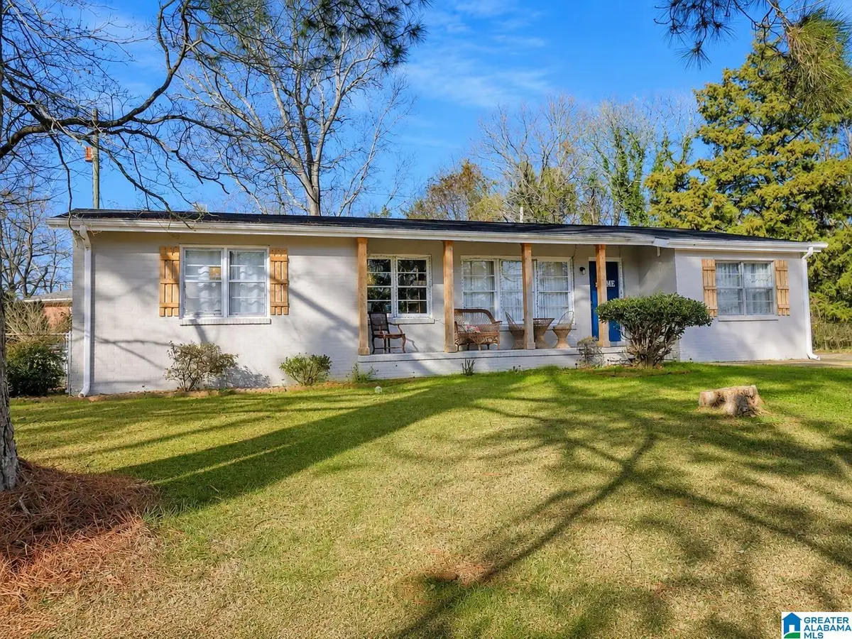 905 GLEN OAKS CIRCLE, Fairfield, AL 35064 - #1