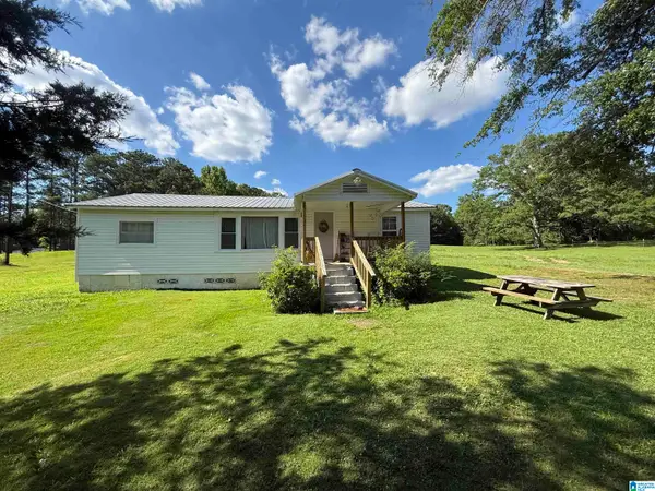 686 TANYARD HILL ROAD, Sylacauga, AL 35151