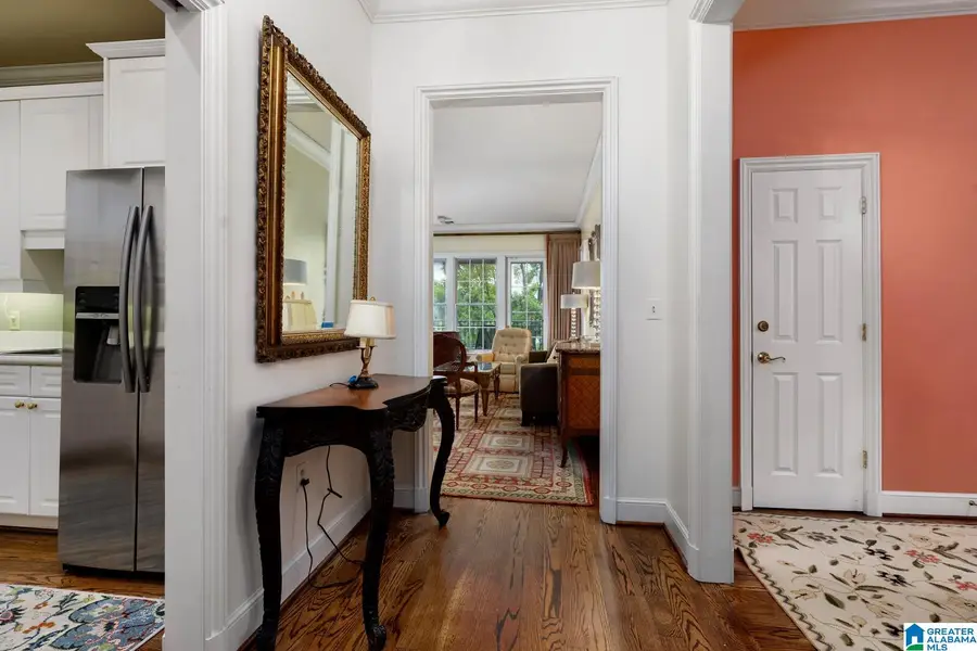 516 OLDE ENGLISH LANE, Mountain Brook, AL 35223 - #3
