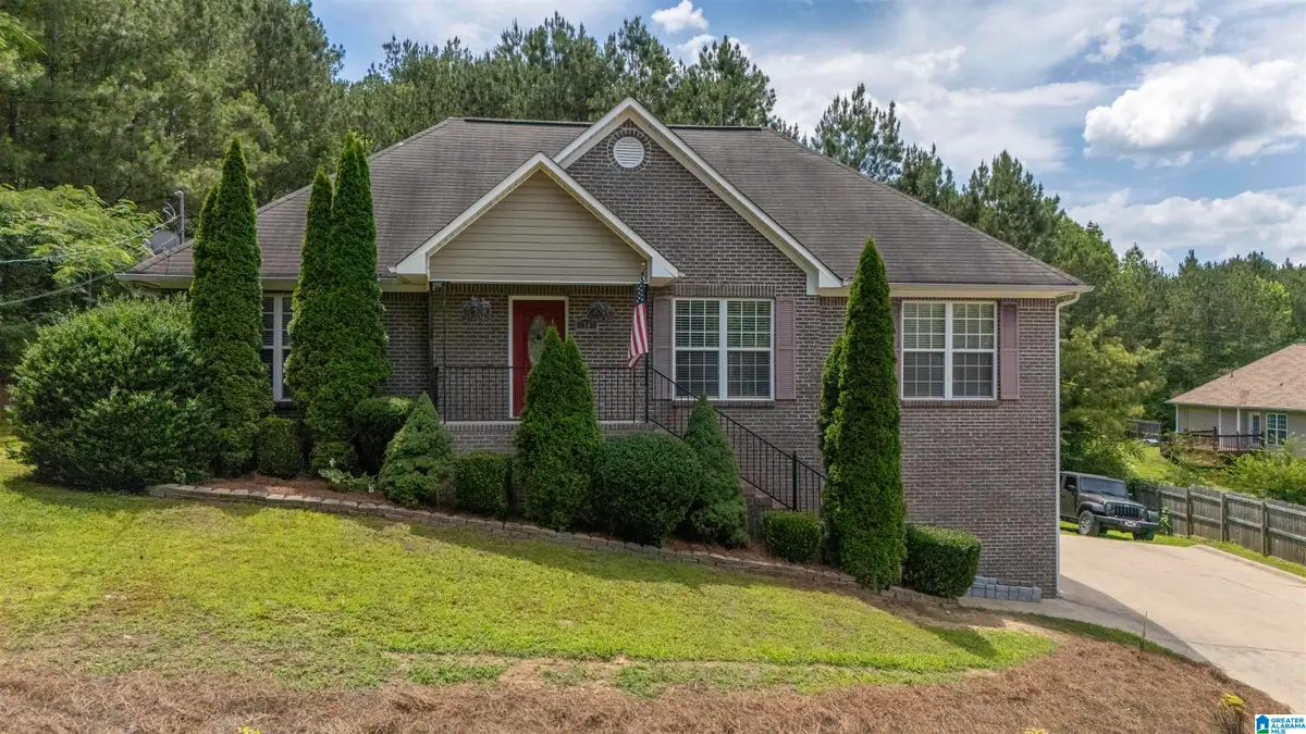 34 OAKBROOK CIRCLE, Cleveland, AL 35049 - #1