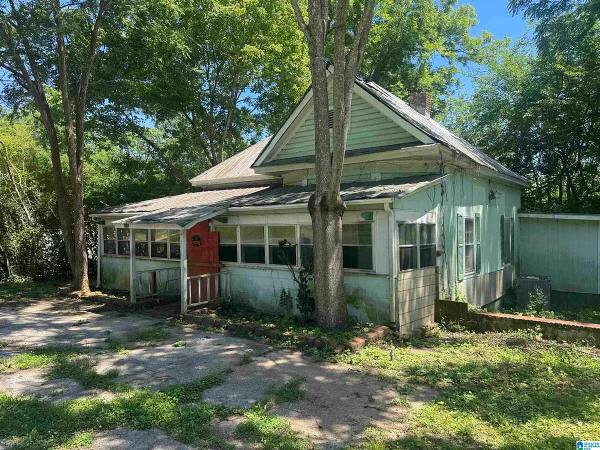 409 PARK CIRCLE, Talladega, AL 35160 - #1