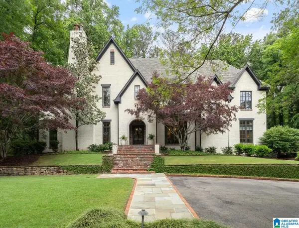 4 PINE RIDGE LANE, Mountain brook, AL 35213