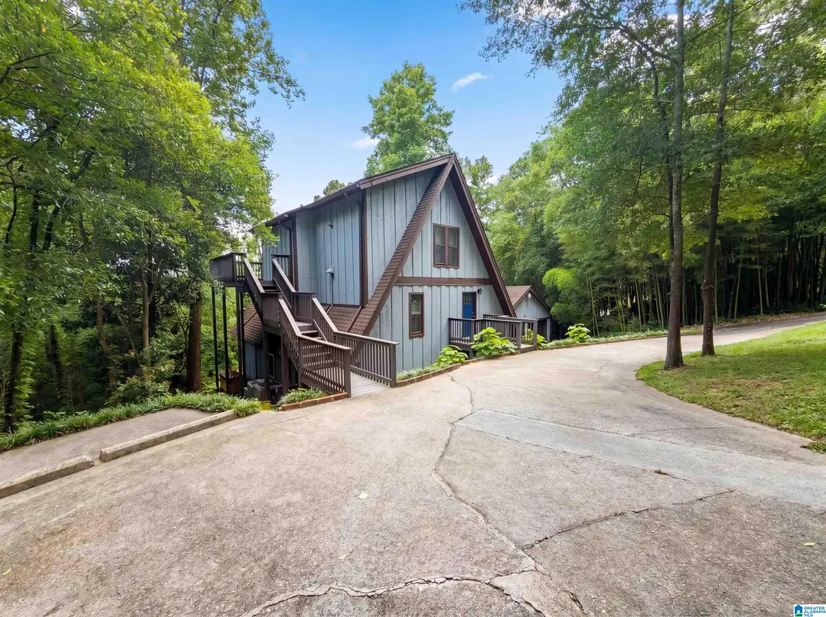 2801 SHADES CREST ROAD, Vestavia Hills, AL 35216 - #1
