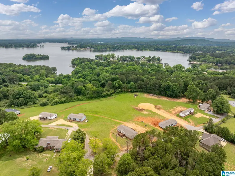 100 S SAINT SMITH CIRCLE, Cropwell, AL 35054 - #2