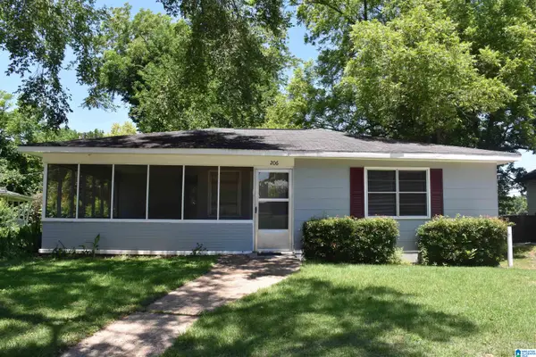 206 E SPRING STREET, Sylacauga, AL 35150