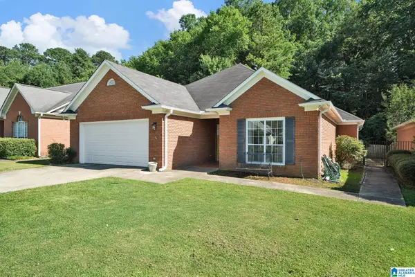 1077 BROOKSTONE LANE, Birmingham, AL 35235