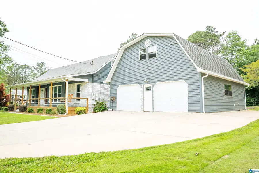 3943 VALLEY BEND DRIVE, Moody, AL 35004 - #3