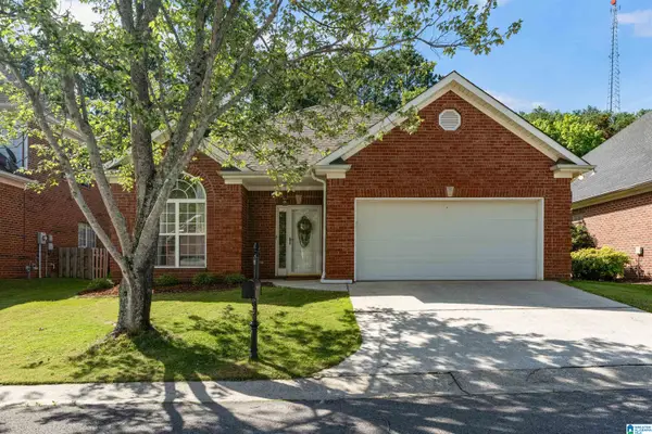 921 CASTLEMAINE COURT, Birmingham, AL 35226