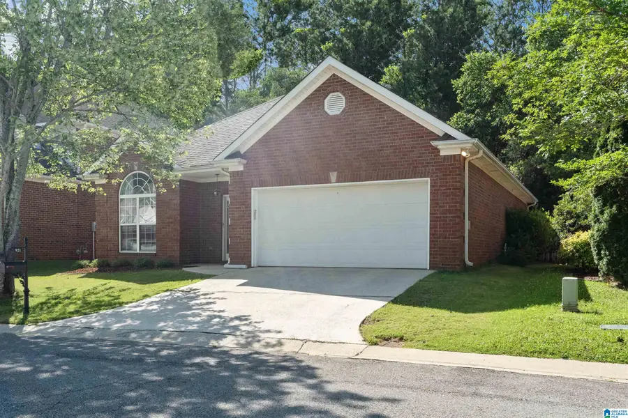 921 CASTLEMAINE COURT, Birmingham, AL 35226 - #3