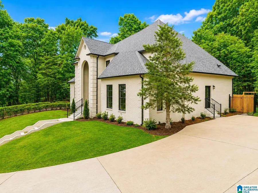 5609 RIDGEVIEW DRIVE, Trussville, AL 35173 - #3