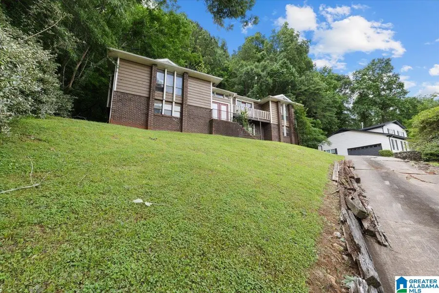 8825 VALLEY HILL DRIVE, Birmingham, AL 35206 - #3