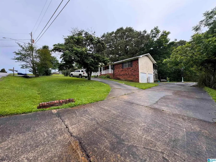 136 SOUTHMOOR CIRCLE, Oxford, AL 36203 - #2